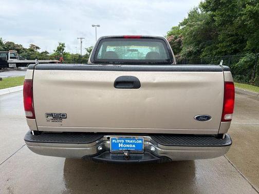 Beige 1998 Ford F-150 XL