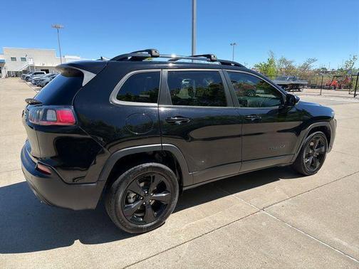 Diamond Black 2021 Jeep Cherokee Latitude Plus