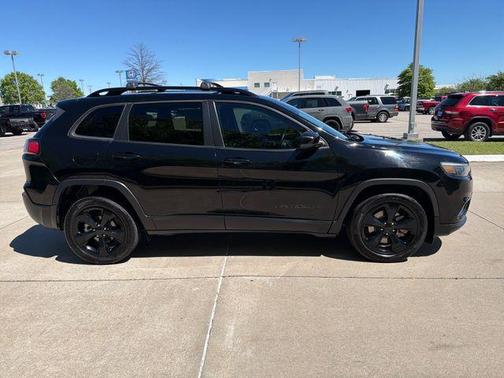 Diamond Black 2021 Jeep Cherokee Latitude Plus