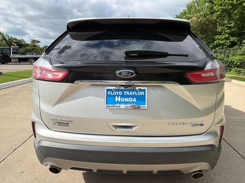 Ingot Silver 2019 Ford Edge Titanium