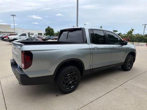 Solar Silver Metallic 2026 Honda Ridgeline TrailSport+