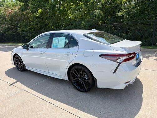 Ice 2023 Toyota Camry Hybrid XSE