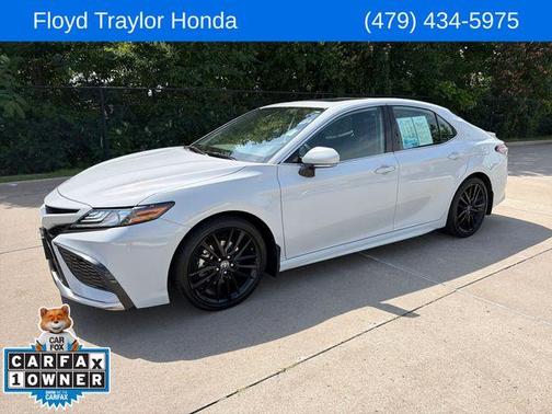 Ice 2023 Toyota Camry Hybrid XSE