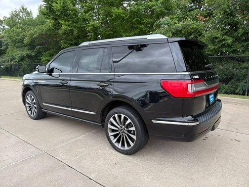 Black 2021 Lincoln Navigator Reserve