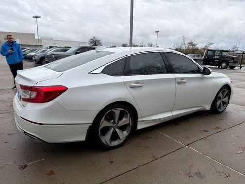 2018 Honda Accord Touring