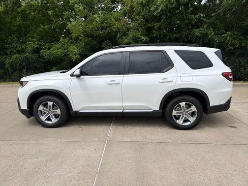 White Diamond Pearl 2026 Honda Pilot EX-L