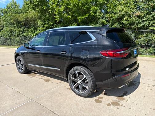 Ebony Twilight Metallic 2021 Buick Enclave Essence