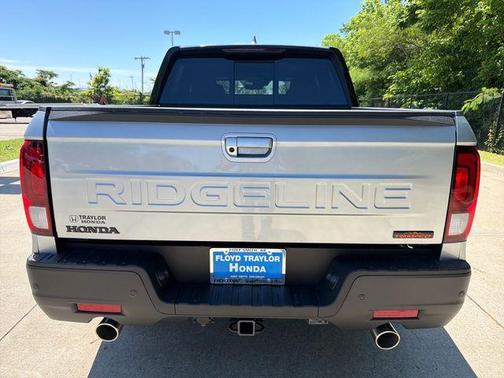Solar Silver Metallic 2026 Honda Ridgeline TrailSport+