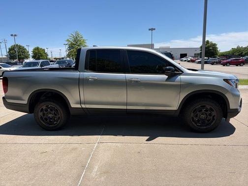 Solar Silver Metallic 2026 Honda Ridgeline TrailSport+