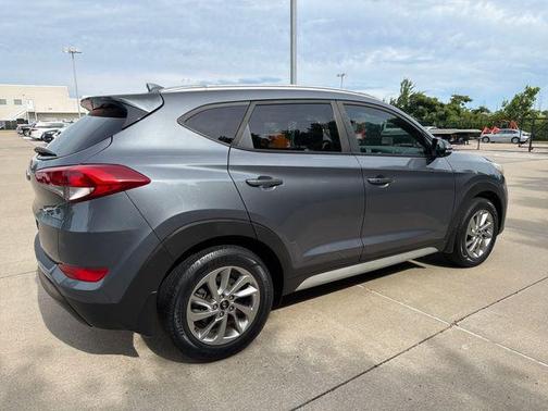 Coliseum Grey 2017 Hyundai TUCSON SE Plus