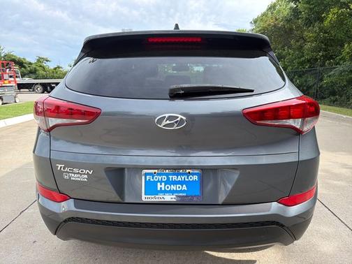 Coliseum Gray 2017 Hyundai TUCSON SE Plus