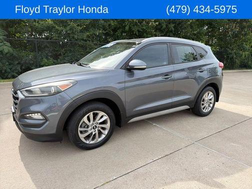 Coliseum Grey 2017 Hyundai TUCSON SE Plus