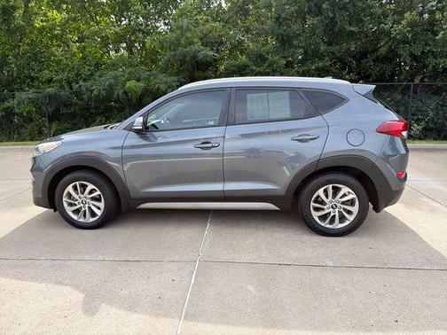 Coliseum Grey 2017 Hyundai TUCSON SE Plus