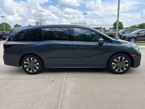 Smoke Blue 2026 Honda Odyssey Elite
