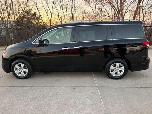 2012 Nissan Quest SV