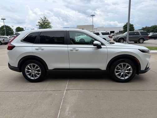 Platinum White Pearl 2026 Honda CR-V EX