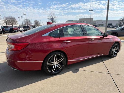 2022 Honda Accord Hybrid Touring