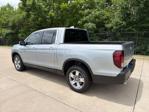 Solar Silver Metallic 2026 Honda Ridgeline RTL