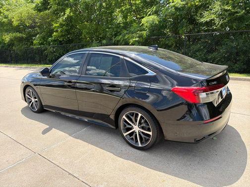 Crystal Black Pearl 2022 Honda Civic Touring