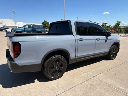 Sonic Gray Pearl 2026 Honda Ridgeline Black Edition