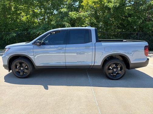 Sonic Gray Pearl 2026 Honda Ridgeline Black Edition