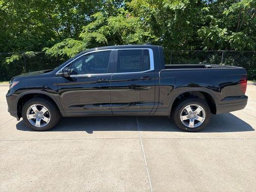 Crystal Black Pearl 2026 Honda Ridgeline RTL