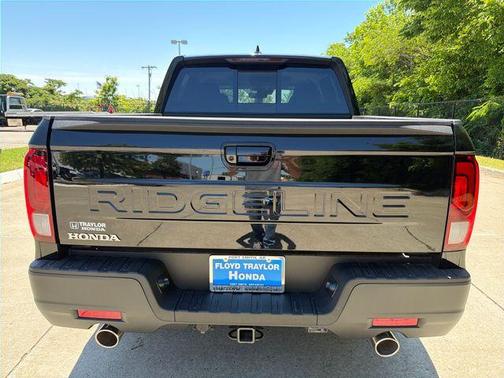 Crystal Black Pearl 2026 Honda Ridgeline RTL