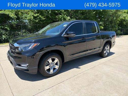 Crystal Black Pearl 2026 Honda Ridgeline RTL