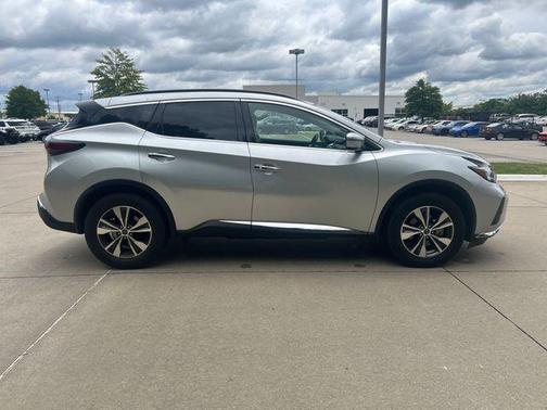2023 Nissan Murano SV