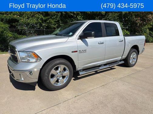 Bright Silver Clearcoat Metallic 2017 RAM 1500 Big Horn