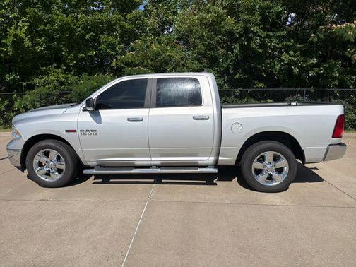 Bright Silver Clearcoat Metallic 2017 RAM 1500 Big Horn