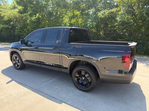Crystal Black Pearl 2026 Honda Ridgeline Black Edition
