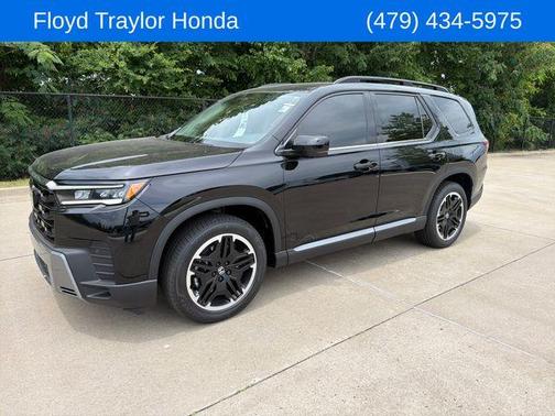 Crystal Black Pearl 2026 Honda Pilot Touring