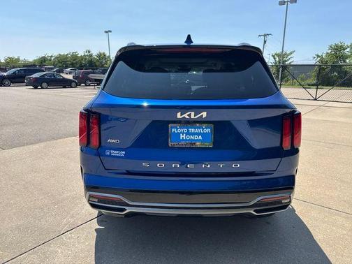 2022 Kia Sorento SX