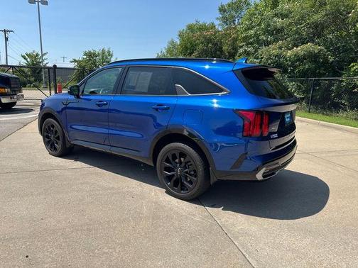 2022 Kia Sorento SX