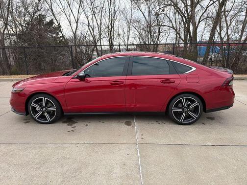 2025 Honda Accord Hybrid Sport