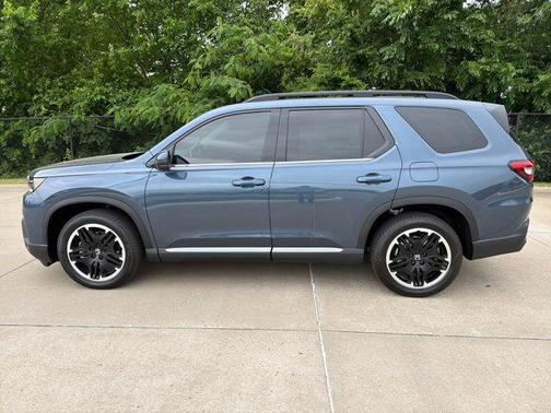 Smoke Blue 2026 Honda Pilot Touring