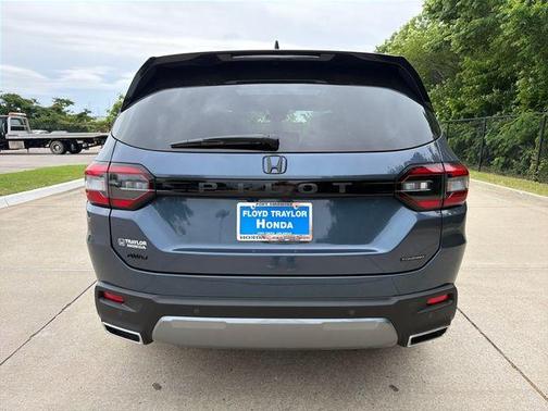 Smoke Blue 2026 Honda Pilot Touring