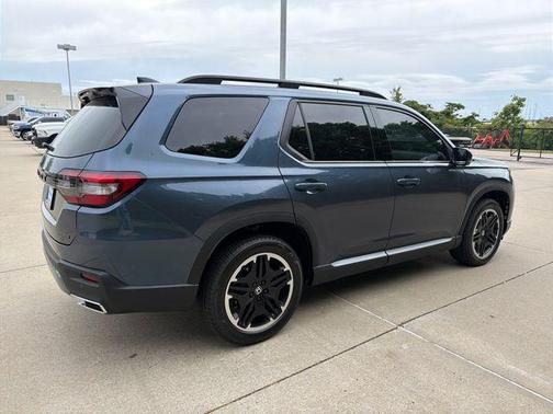 Smoke Blue 2026 Honda Pilot Touring