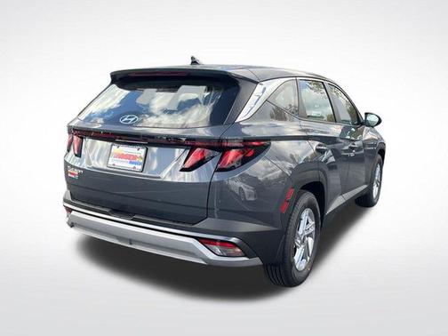 Ecotronic Gray 2026 Hyundai TUCSON SE