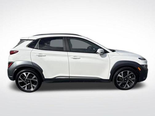 2022 Hyundai KONA Limited
