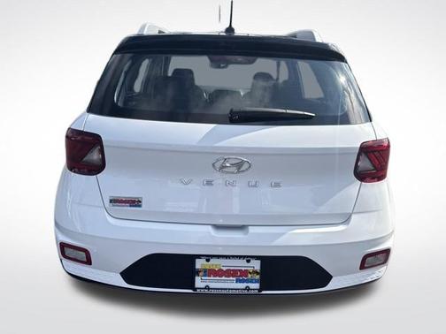 2024 Hyundai VENUE Limited