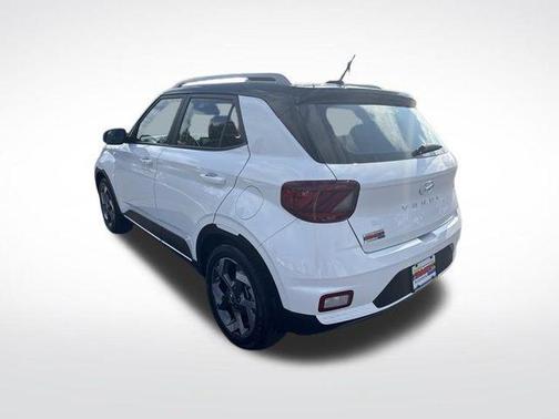 2024 Hyundai VENUE Limited