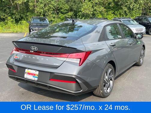 2025 Hyundai ELANTRA HEV SEL Sport