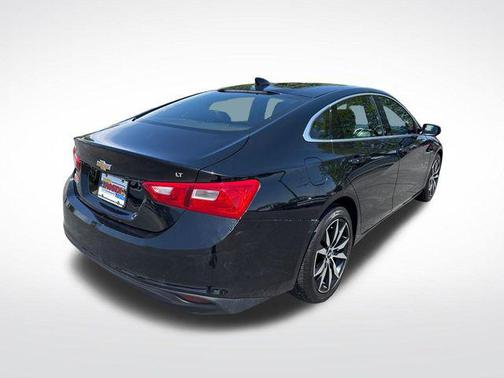 Mosaic Black Metallic 2017 Chevrolet Malibu 1LT