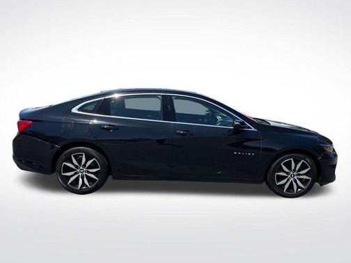 Mosaic Black Metallic 2017 Chevrolet Malibu 1LT