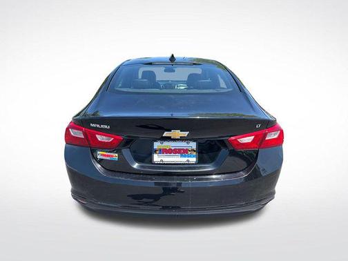 Mosaic Black Metallic 2017 Chevrolet Malibu 1LT