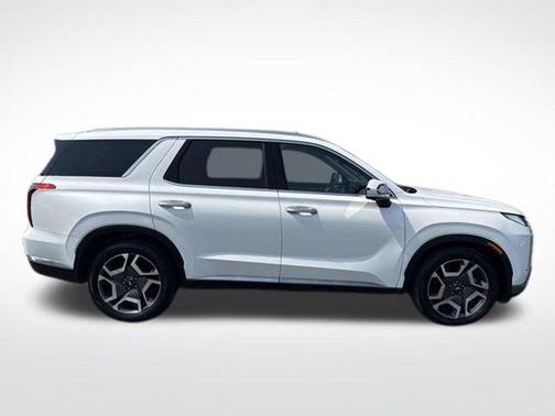 Hyper White 2023 Hyundai PALISADE Limited