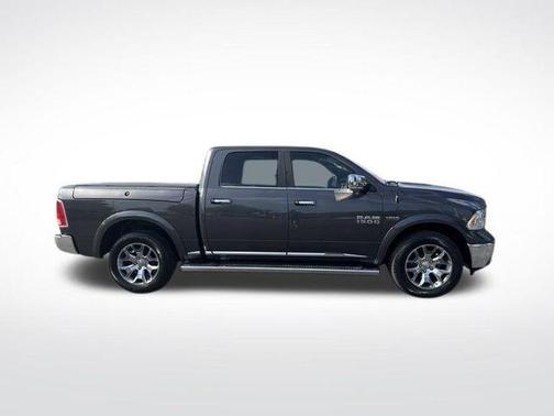 2017 RAM 1500 Limited Crew Cab 4x4 5'7' Box