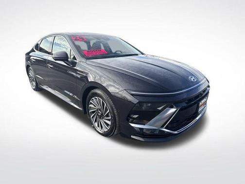 2024 Hyundai SONATA Hybrid Limited